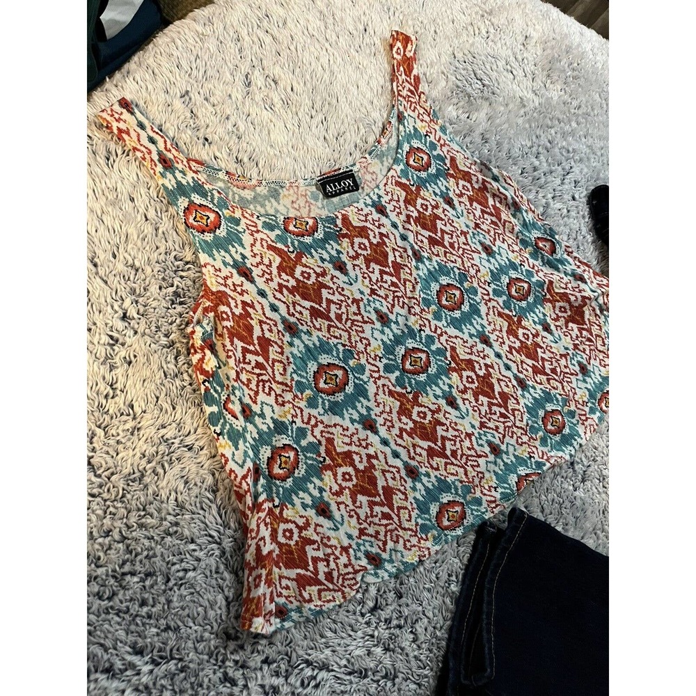 Alloy Apparel CROPPED flowy tank size small